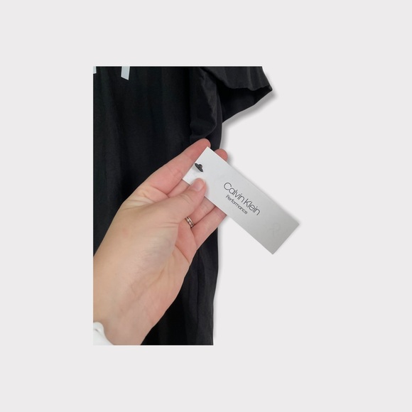 NWT Calvin Klein Short Sleeved Tee T-shirt - Picture 8 of 8